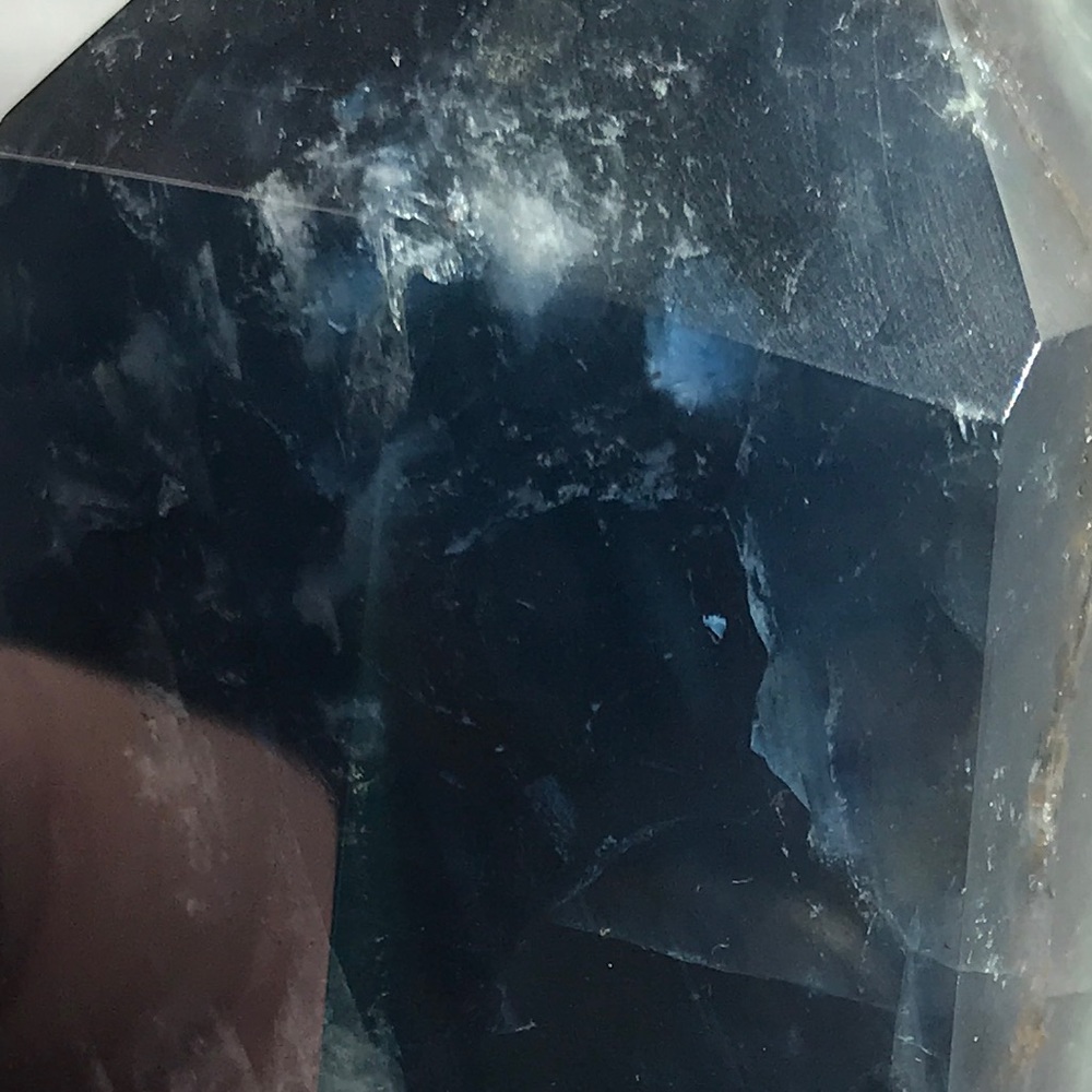 730 grams natural rainbow fluorite tower - Picture 9 of 11